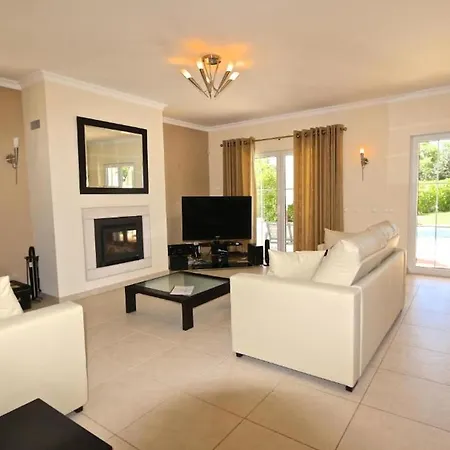 Spacious Vilamoura 4 Bedrooms Amendoeira Table Tennis Great Pool Area Villa *