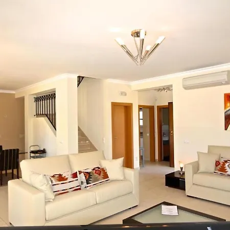 Spacious Vilamoura 4 Bedrooms Amendoeira Table Tennis * קווארטיירה