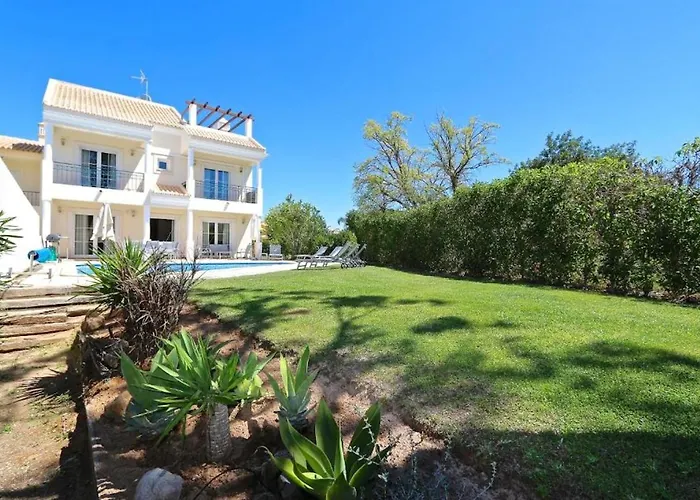 Spacious Vilamoura 4 Bedrooms Amendoeira Table Tennis 别墅 奎特里拉