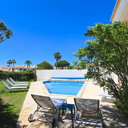 Spacious Vilamoura 4 Bedrooms Amendoeira Table Tennis Great Pool Area *